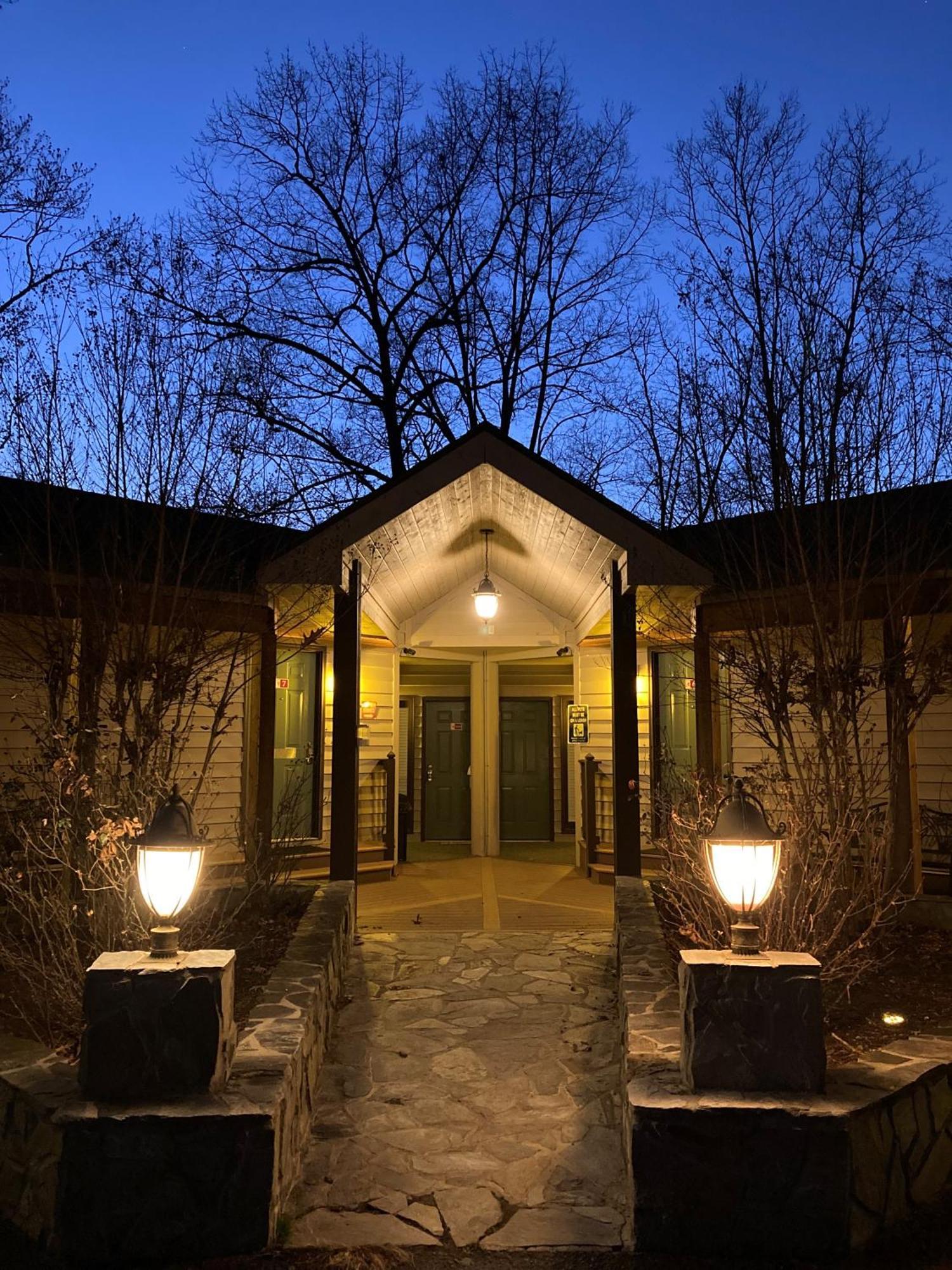 Halesford Harbour Resort - Smith Mountain Lake Moneta Exterior foto
