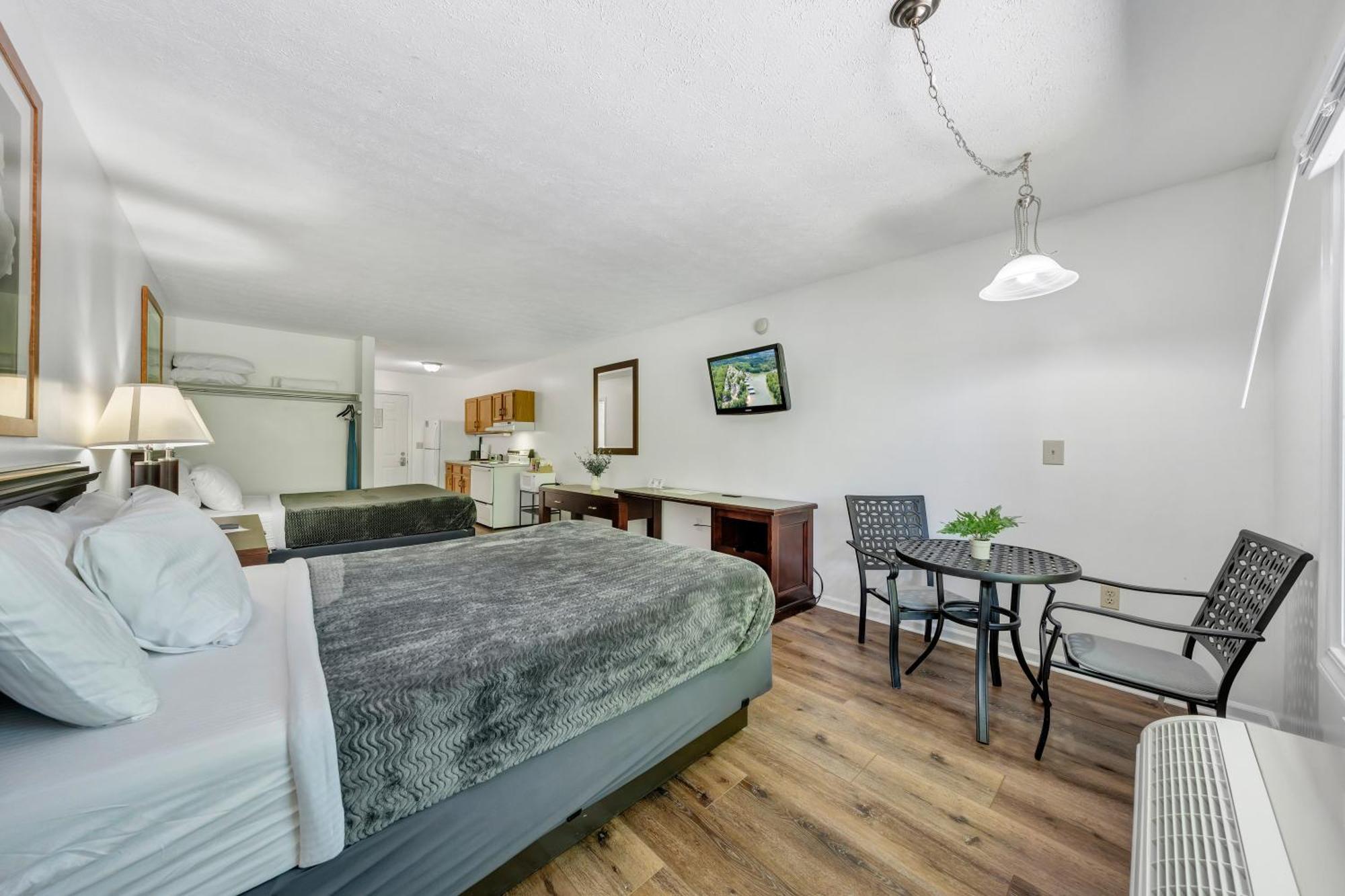 Halesford Harbour Resort - Smith Mountain Lake Moneta Exterior foto